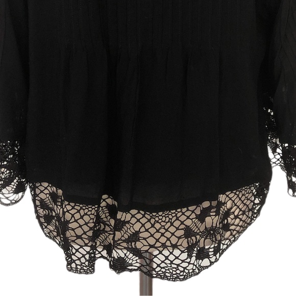 Living Doll Sz M Black Viscose Top with Lace Trim Flowy pleating Boho - Picture 8 of 8